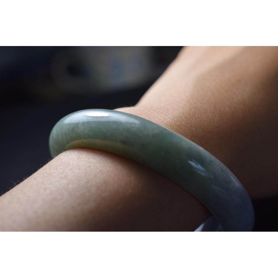 BG06 特売 内径58mm 天然 A貨物 翡翠 グレー青 ラベンダー バングル  