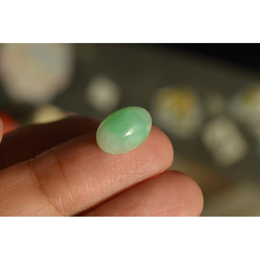 Mika-Jewelry-HSYR44 処分 ミャンマー産 天然 A貨 薄緑 本翡翠 ルース