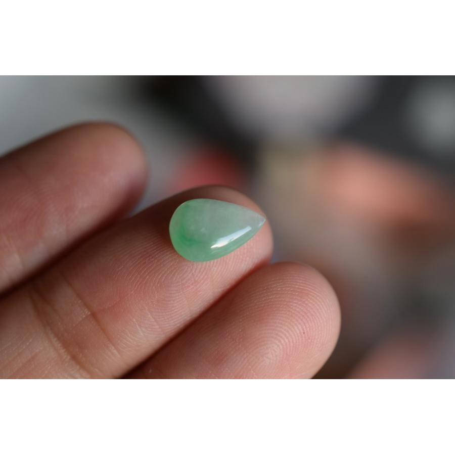 Mika-Jewelry-HSYR48 特売 ミャンマー産 天然 A貨 薄緑 本翡翠 ルース