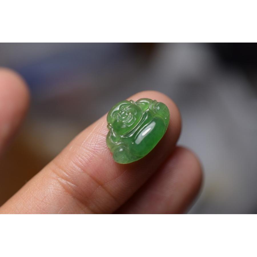 HSYR72 天然 辣陽緑 本翡翠 みろくぼさつ ルース 裸石 硬玉