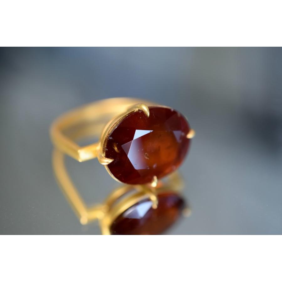 k-9 一点物 9.3ct 宝石質 大粒 柘榴石 ガーネット 13.5号 k18金 艶消し 