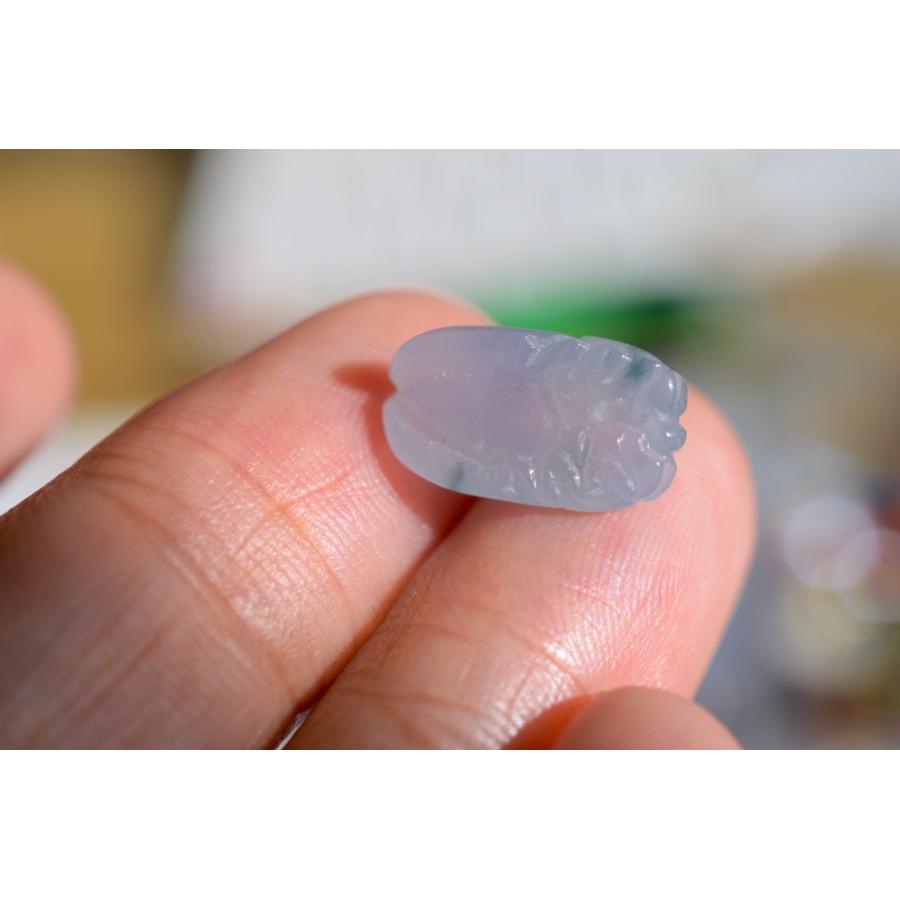 R23-123 ゼミ 宝石質 薄ラベンダー 飄藍花 ミャンマー産 天然 A貨 雫 