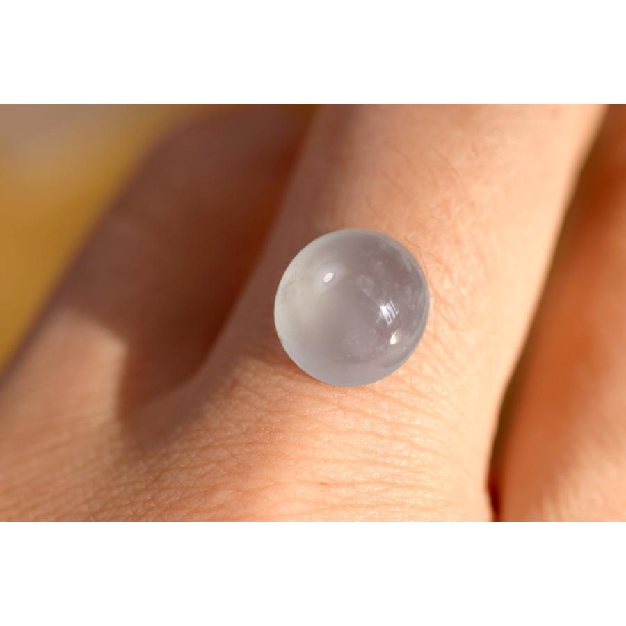 RS4-54 上質 宝石質 楕円 氷種 薄白藍 天然グアテマラ産 A貨 本翡翠