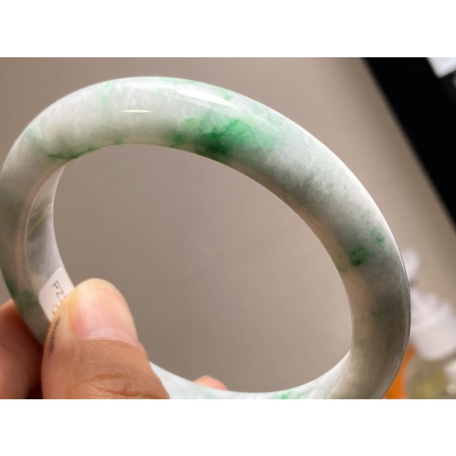 BG5-16 美品 花緑 56.0MM 真ん丸 ミャンマー産 天然本翡翠 バングル 
