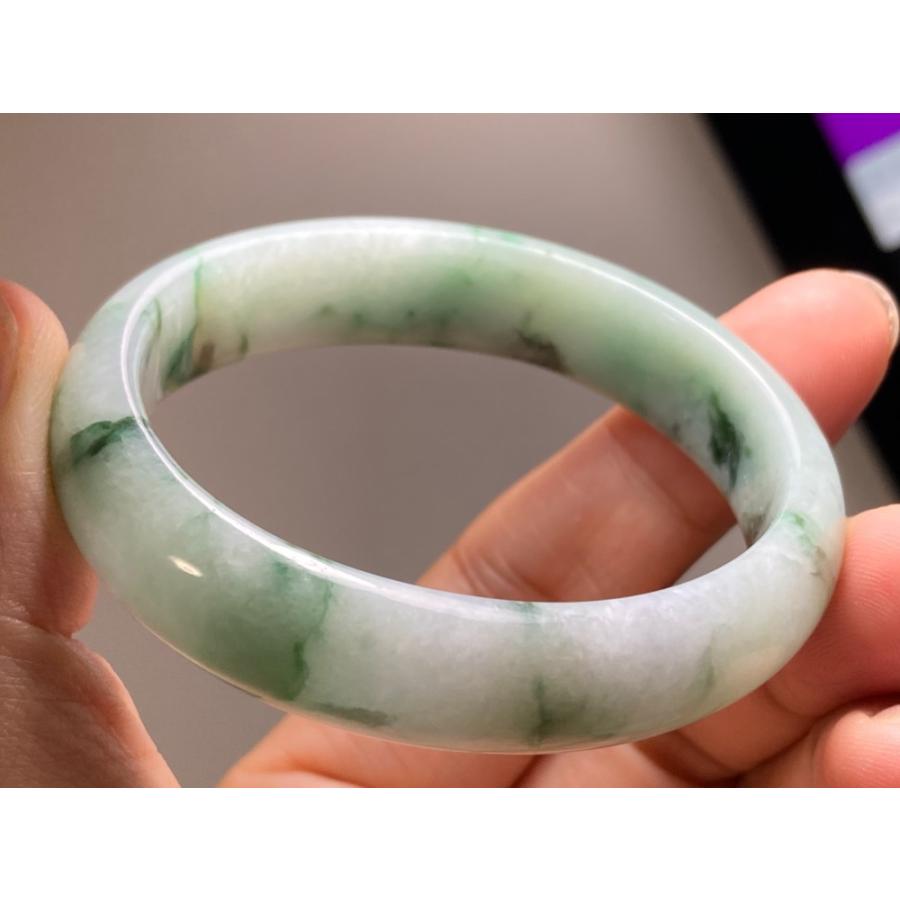 BG5-17 美品 花緑 50.0MM 楕円 貴妃 ミャンマー産 天然本翡翠 バングル 