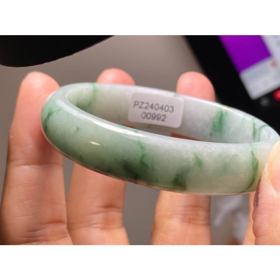 BG5-17 美品 花緑 50.0MM 楕円 貴妃 ミャンマー産 天然本翡翠 バングル  