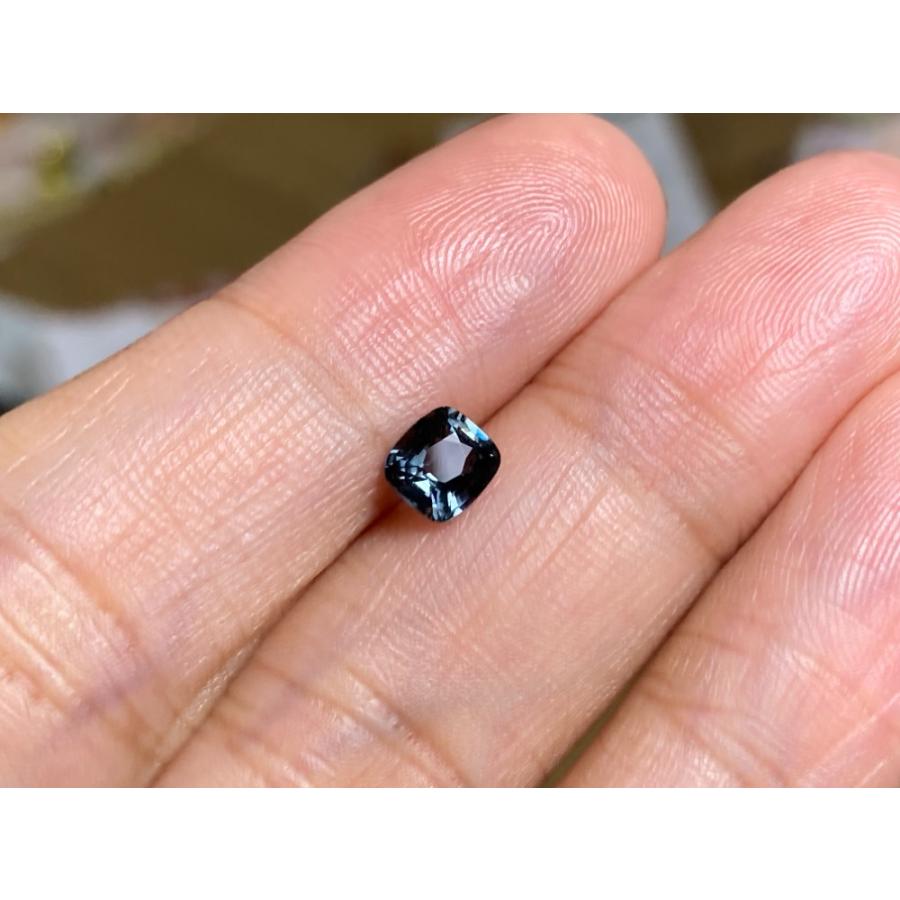 RS4-84 宝石質 高貴な洗練の高級感紺色 スピネル ミャンマー産 ルース RS4-84 宝石質 高貴な洗練の高級感紺色 スピネル ミャンマー産 ルース