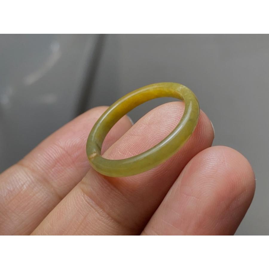 L6-233 美品 黄翡翠 19.5号 天然グアテマラ産 A貨 本翡翠 くりぬき