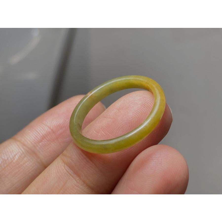 L6-233 美品 黄翡翠 19.5号 天然グアテマラ産 A貨 本翡翠 くりぬき