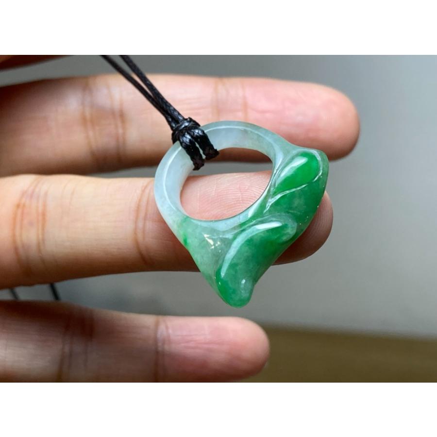 L7-22 上品 3.5号 氷種 ミャンマー産 天然A貨本翡翠 濃緑 如意 