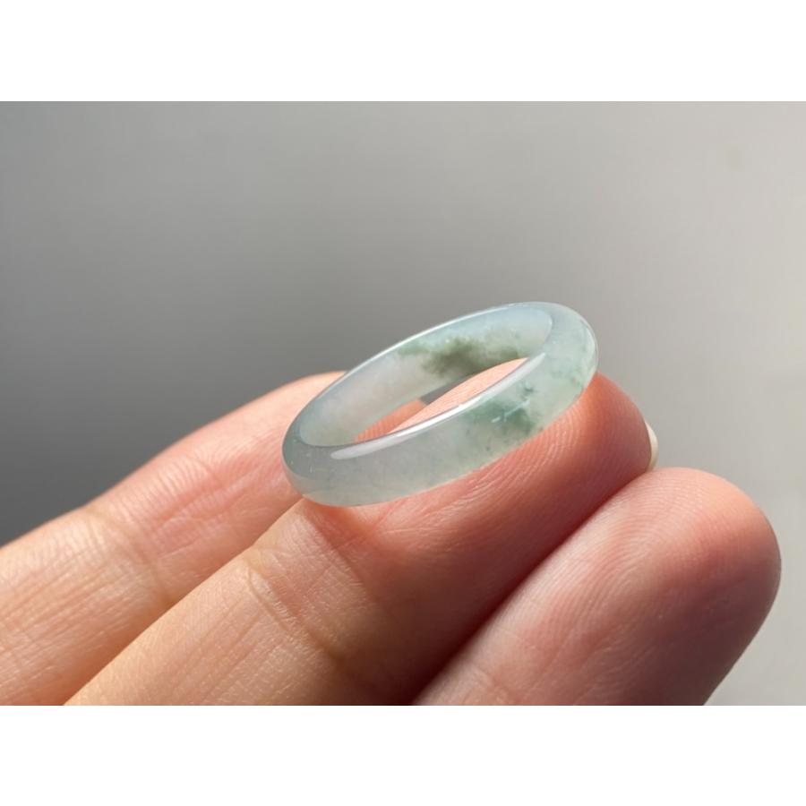 L7-100 美品 氷藍緑 16.5号 天然グアテマラ産 A貨 本翡翠 くりぬき