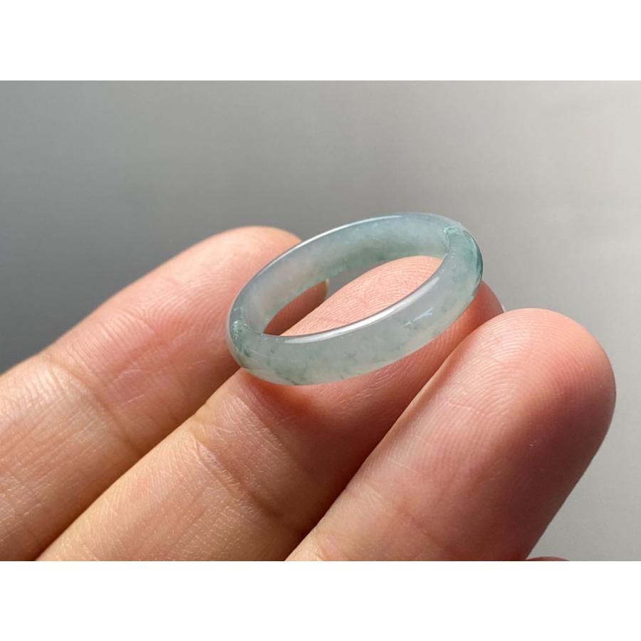 L7-100 美品 氷藍緑 16.5号 天然グアテマラ産 A貨 本翡翠 くりぬき