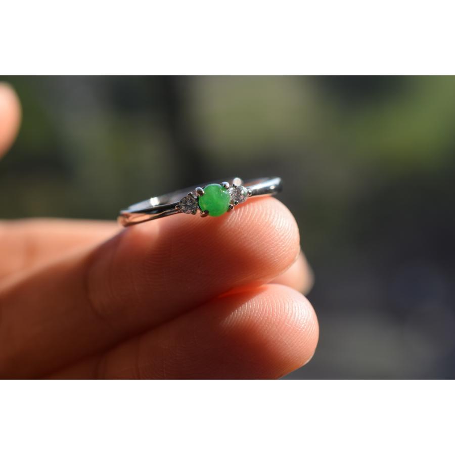 本翡翠、k18ロウカン、陽緑個性的なリング　〜12.5 本翡翠、k18ロウカン、陽緑個性的なリング 〜12.5 K18 ロウカン翡翠の