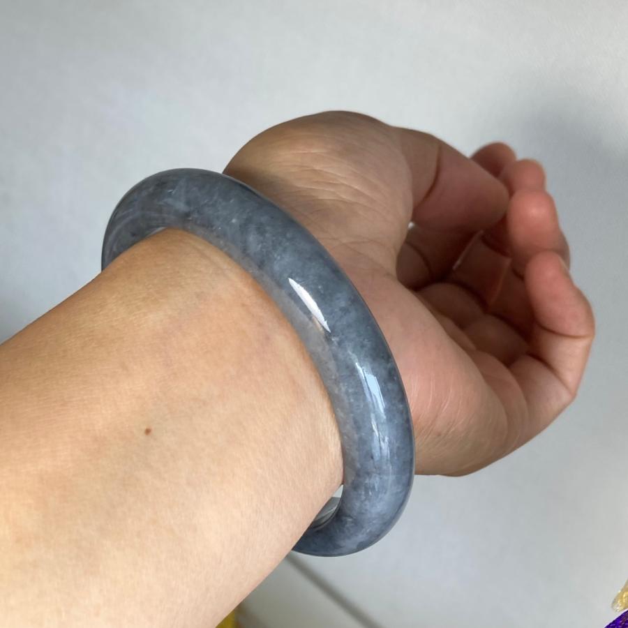 BG01 美品 58.0 ミャンマー産 天然 A貨 無処理 黒翡翠 本翡翠 バングル