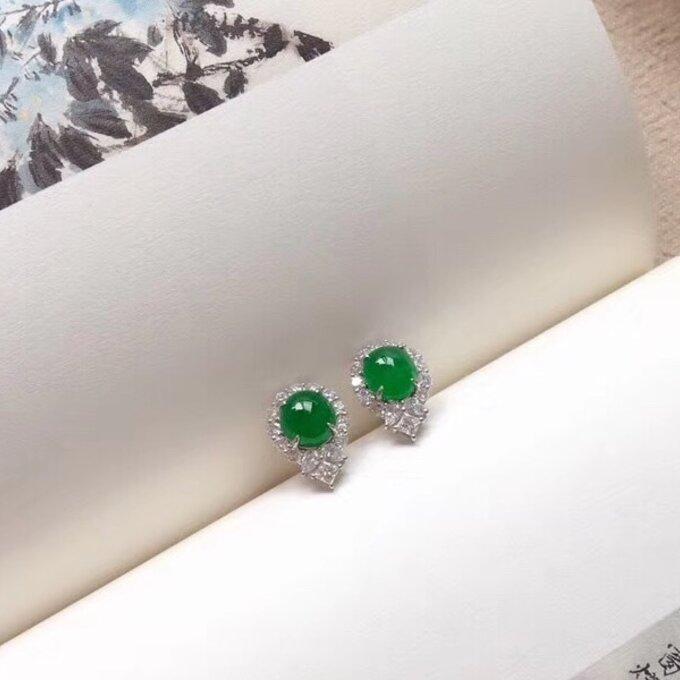 148 k18 翡翠 ヒスイ高級なリング ピアス セット贅沢指輪 ゴールド 