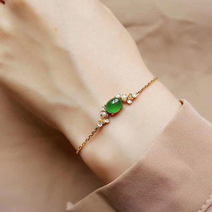 332 受注制作 k18金ゴールド ミャンマー産 ろうかん 氷種 陽緑 本翡翠  