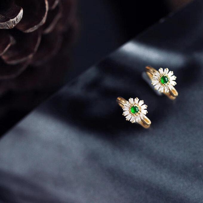 687 受注制作 k18金 天然 A貨 翡翠 ヒスイフープピアス デイジー  