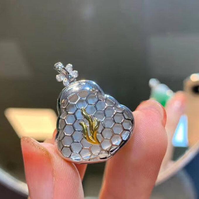 798 受注制作 上品 k18金ゴールド みろくぼさつ ペンダント ネックレス 