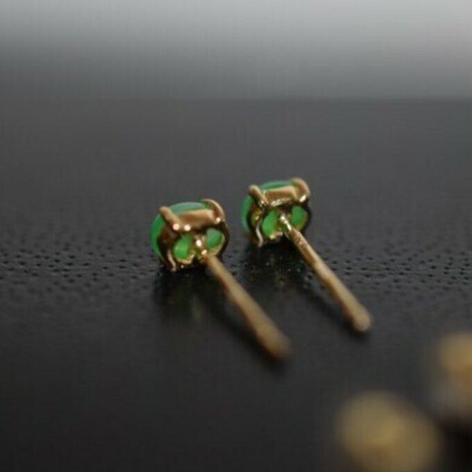 204 受注制作 k18ゴールド 翡翠 ピアス 楕円 一粒