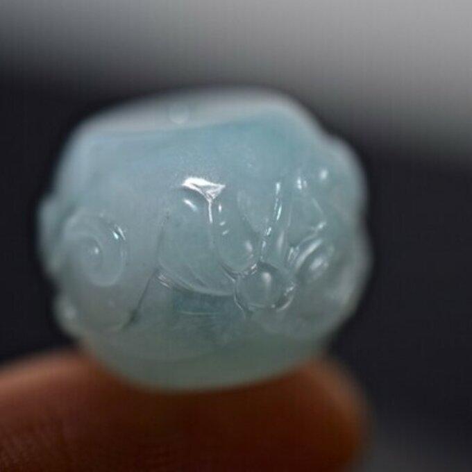 18 現品 翡翠 手彫花珠 蝶々 メンズ ネックレス ペンダント 玉壁 平安 