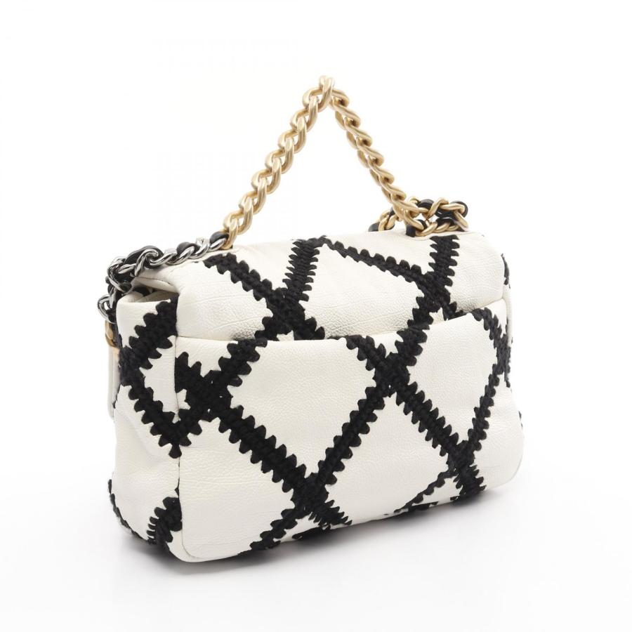 CHANELシャネル19 ディズヌフ　マトラッセ超美品 CHANEL（シャネル） ショルダーバッグ ディズヌフ マトラッセ CHANEL19