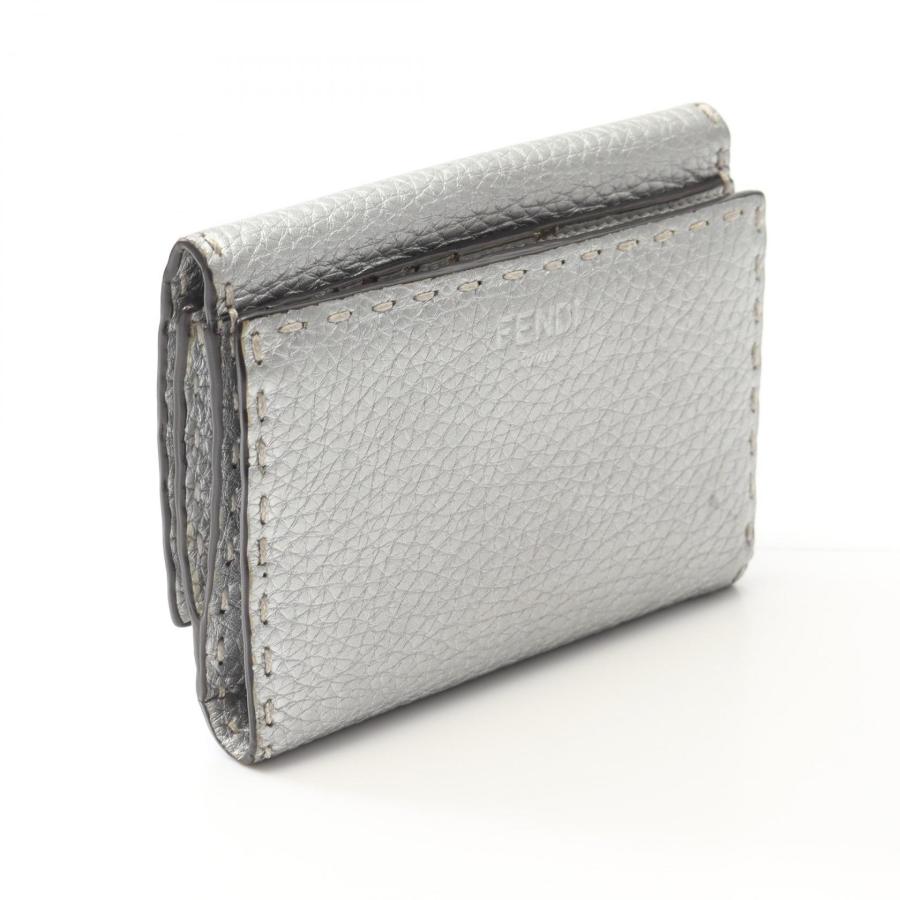 FENDI（フェンディ） ピーカブー セレリア ブランドオフ レザー 二