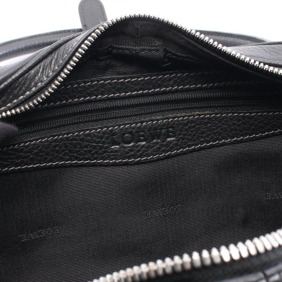 美品●ロエベ　ハンドバッグ　ロゴ型押し　シルバー金具　カーフレザー　ブラック AA978 LOEWE ハンドバッグ レザー アナグラム ゴールド金具 ブラック