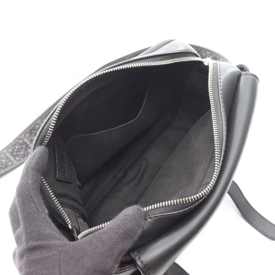 LOEWE（ロエベ） ミリタリー メッセンジャーバッグ XS ブランドオフ