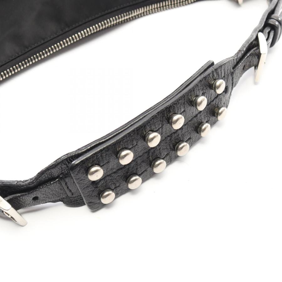 PRADA（プラダ） トライアングルロゴ アクセサリーポーチ ブランドオフ
