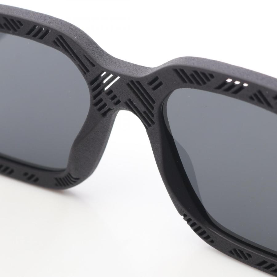 フェンディ FENDI FF柄 サングラス 衣料品 プラスチック レディース ブラック系 40113I02A 【新品】 FENDI（フェンディ） FF柄 ブランドオフ その他 サングラス