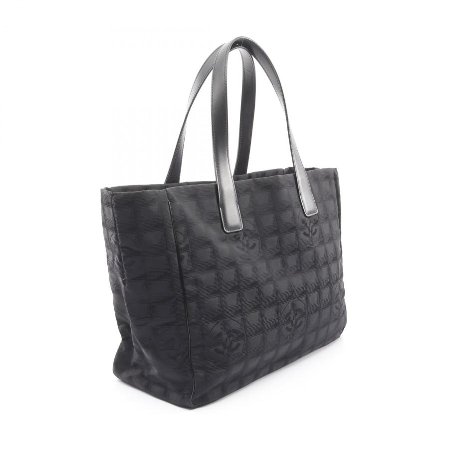 CHANEL（シャネル） ニュートラベルラインMM ブランドオフ キャンバス