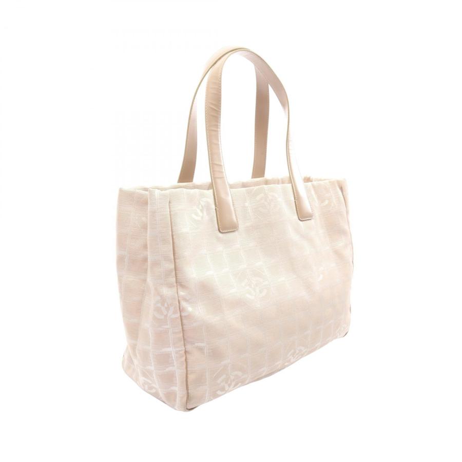 CHANEL（シャネル） ニュートラベルラインMM ブランドオフ レザー