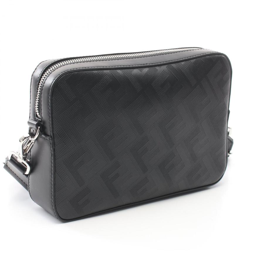 FENDI フェンディ ショルダーバッグ ダイアゴナル カメラケース ズッカ FENDI（フェンディ） ダイアゴナル カメラケース ズッカ ブランドオフ