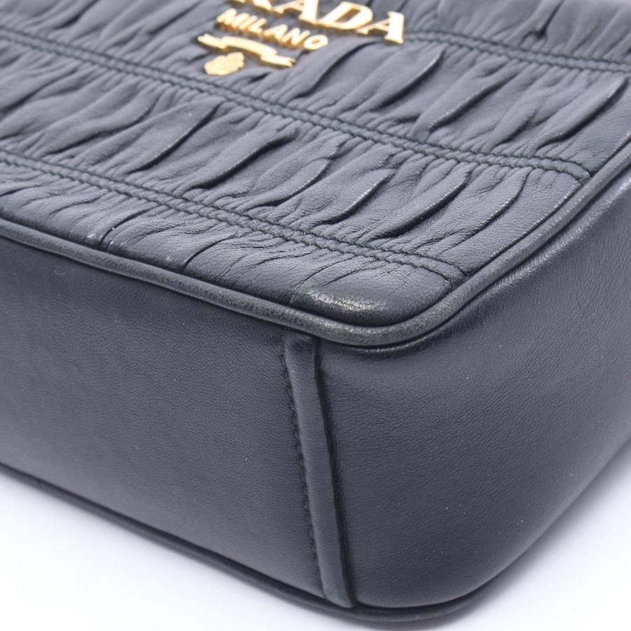 PRADA（プラダ） NAPPA GAUFRE ブランドオフ レザー ショルダーバッグ 
