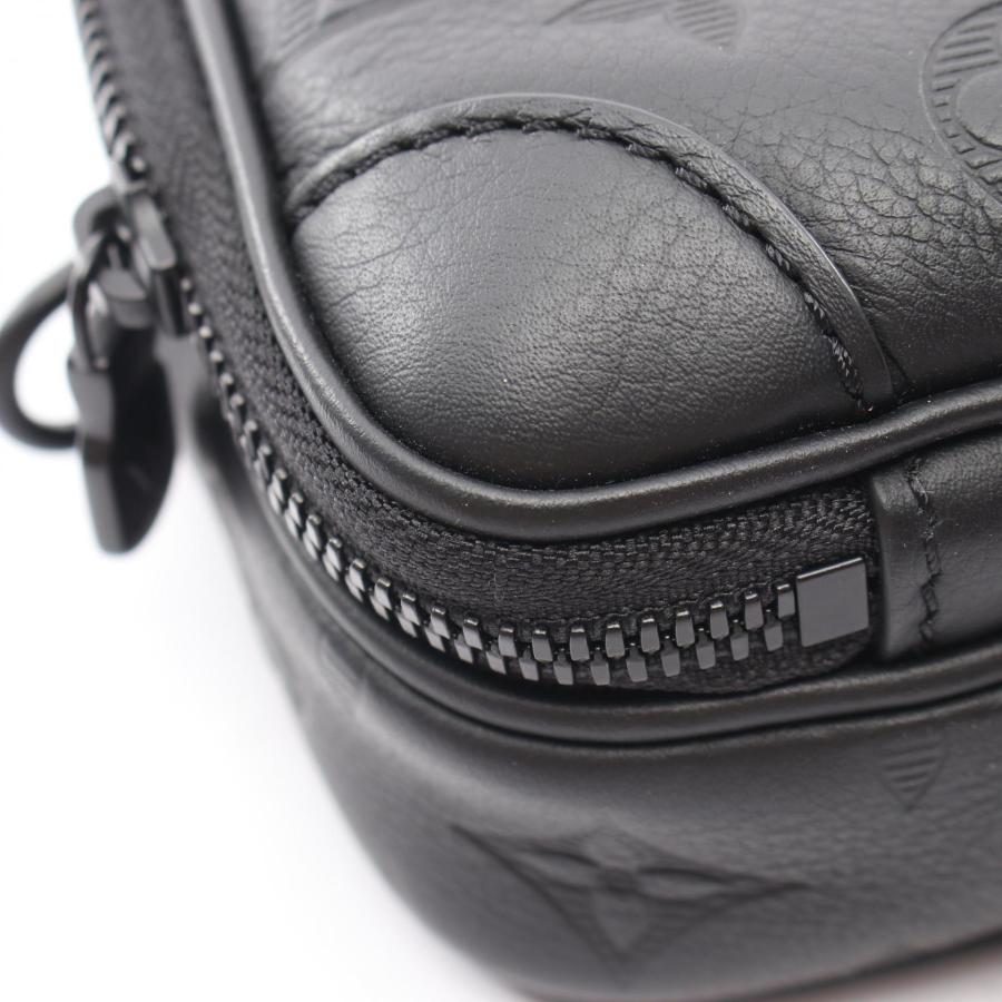 LOUIS VUITTON（ルイ・ヴィトン） アルファ ウェアラブルウォレット NV