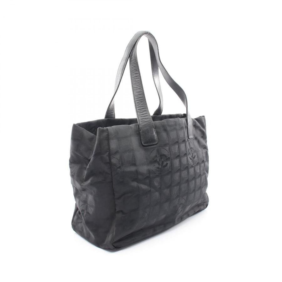 CHANEL（シャネル） 爆買 ニュートラベルラインMM ブランドオフ レザー