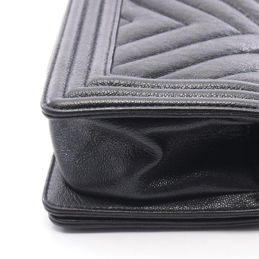 CHANEL（シャネル） 爆買 ボーイシャネル スモール シェブロン V