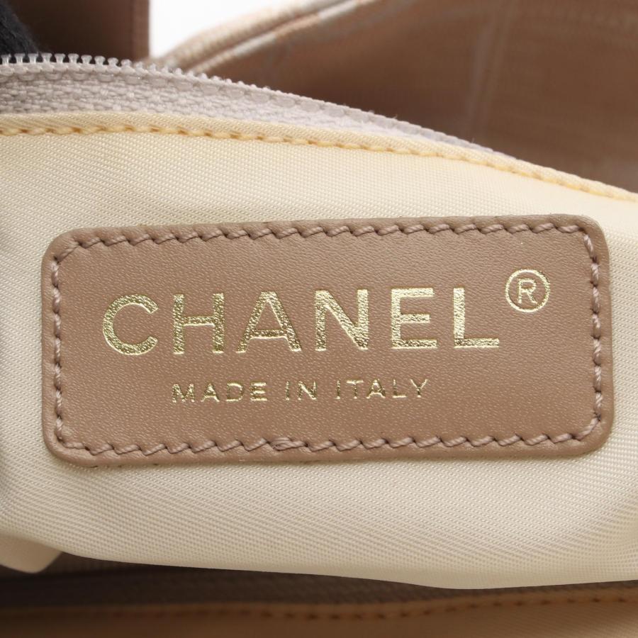 CHANEL（シャネル） ニュートラベルラインGM ブランドオフ レザー