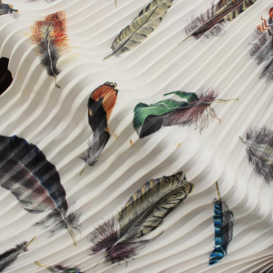 HERMES（エルメス） カレプリセ PLUMES ブランドオフ シルク スカーフ