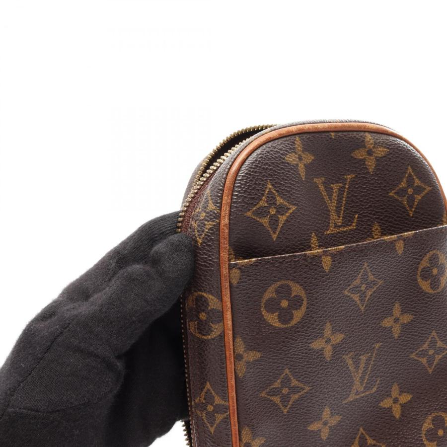 LOUIS VUITTON（ルイ・ヴィトン） ポシェットガンジュ モノグラム