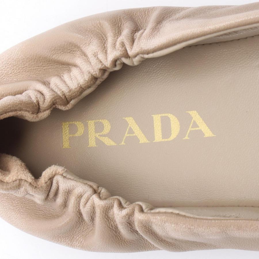 PRADA（プラダ） 三角プレート フラット ブランドオフ レザー