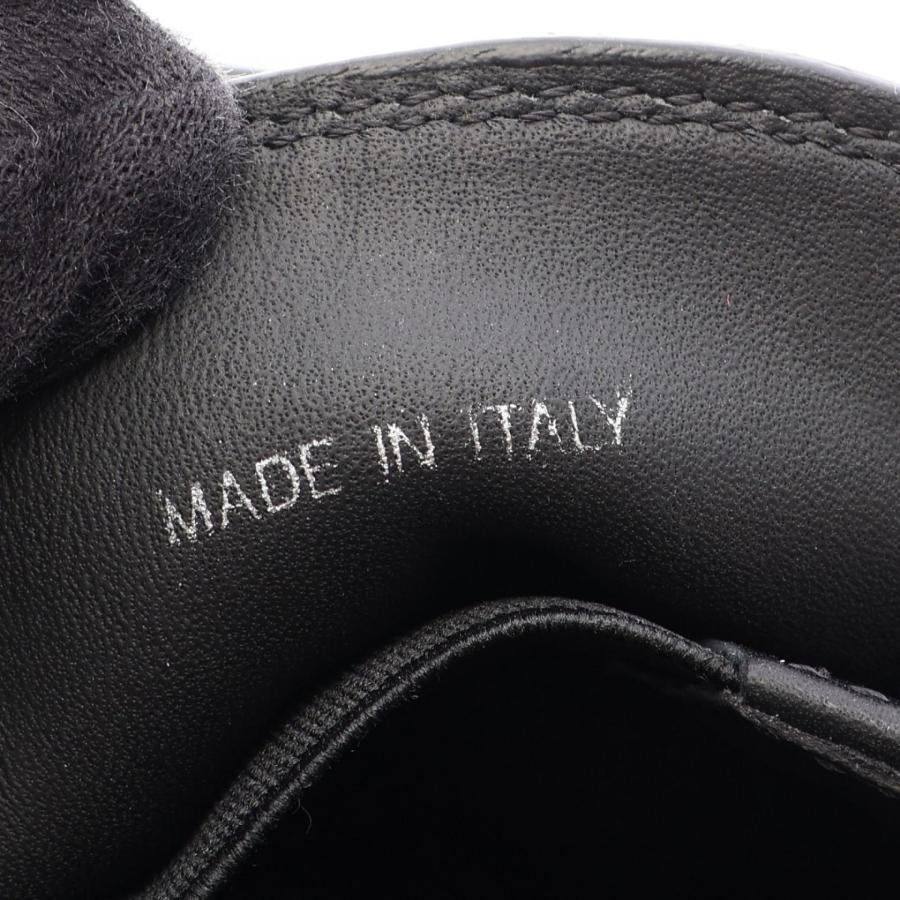 PRADA（プラダ） 三角プレート ブランドオフ レザー ローファー 中古