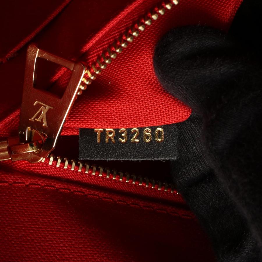 LOUIS VUITTON（ルイ・ヴィトン） オンザゴーMM モノグラム
