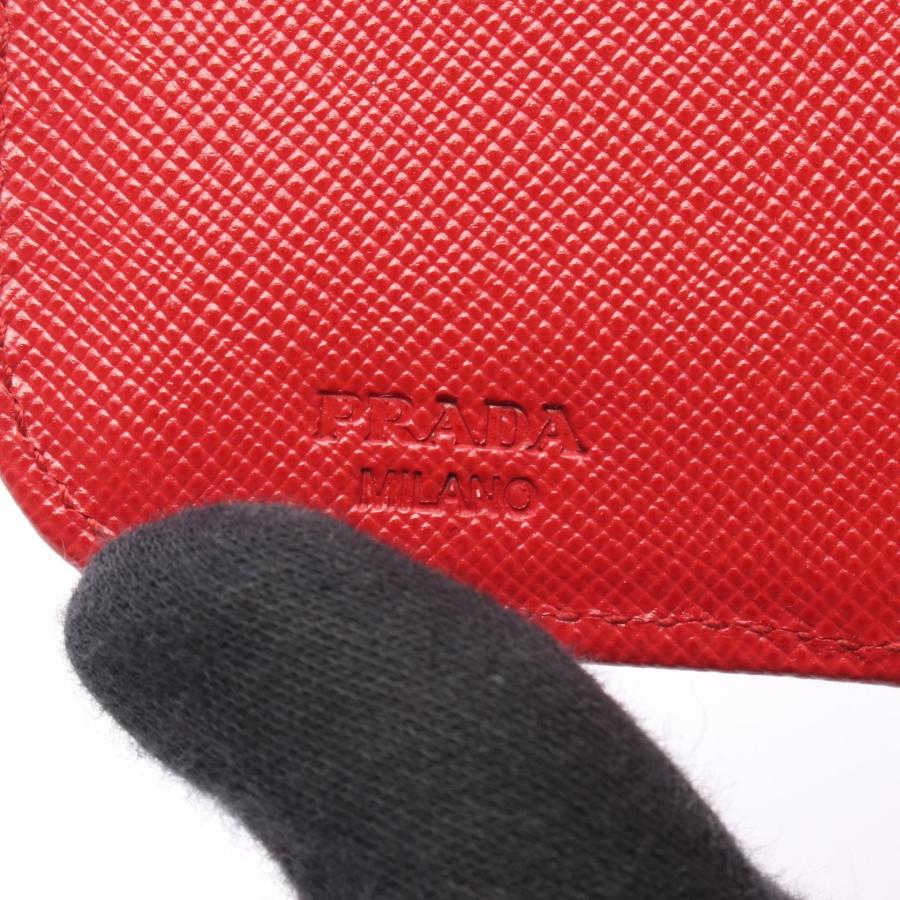 PRADA（プラダ） 三角プレート ブランドオフ ナイロン 二つ折り財布