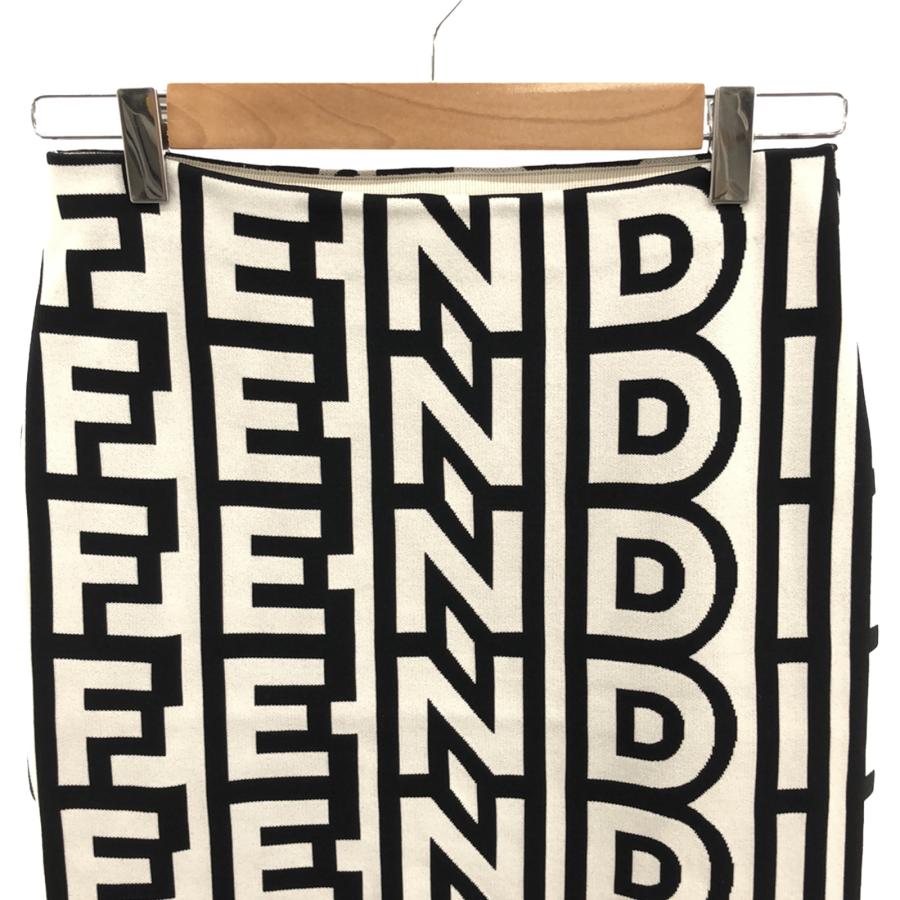 ご*ン様 フェンディ FENDI マークジェイコブス スカート ロングスカート FENDI（フェンディ） フェンディ/マークジェイコブス ブランドオフ