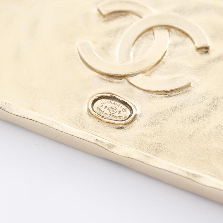 CHANEL シャネル ロゴプレート ブランドオフ GP(ゴールドメッキ CHANEL シャネル ロゴプレート ブランドオフ GP(ゴールドメッキ
