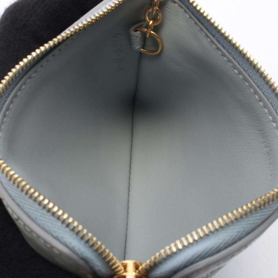 CELINE☆セリーヌ　トリオンフ　レザーパース　used セリーヌ(CELINE)セリーヌ オーバルパース キュイル トリオンフ