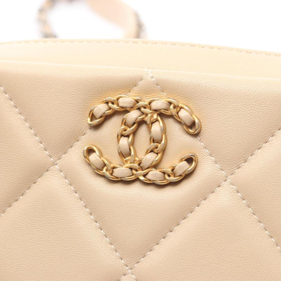 CHANEL（シャネル） 19 ディズヌフ マトラッセ ブランドオフ