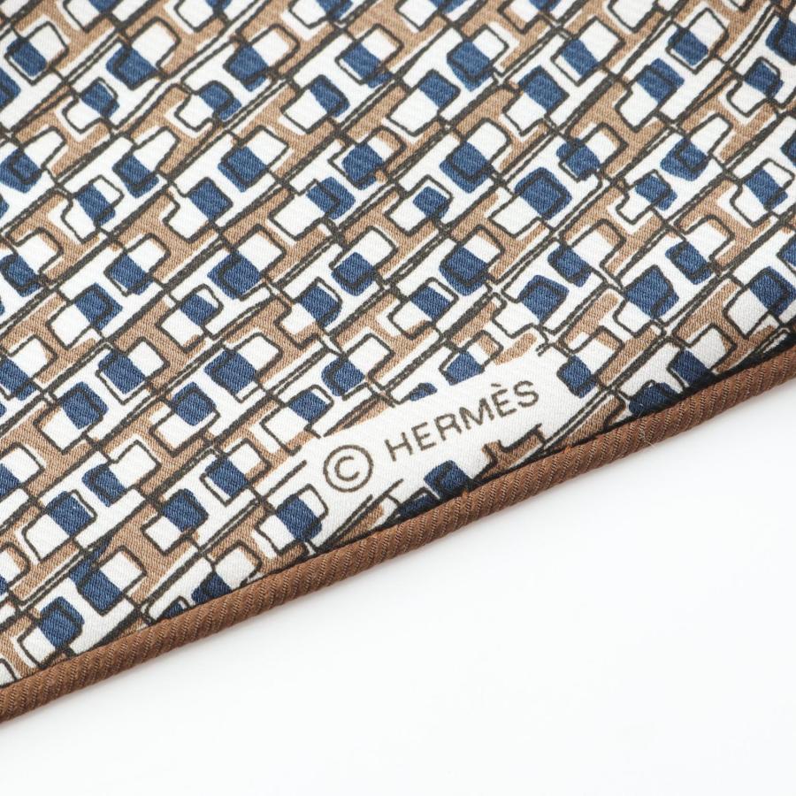 非常に美品。HERMES エルメス ロザンジュPM カドリH柄 スカーフ HERMES（エルメス） 爆買 ロザンジュミニ カドリH ブランドオフ シルク