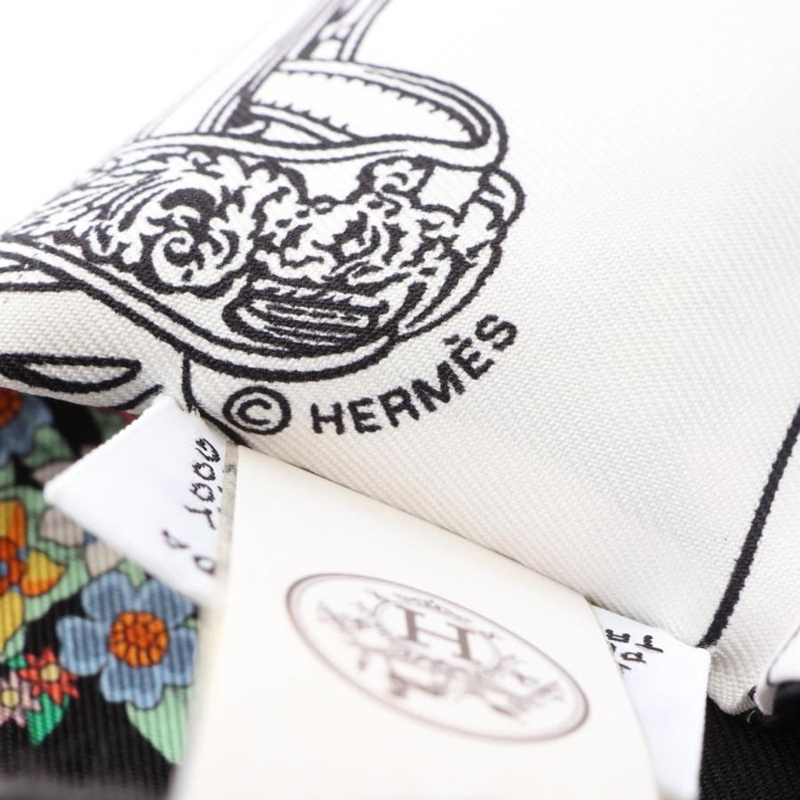 HERMES（エルメス） ツイリー Brides de Gala en Fleurs アイライナー